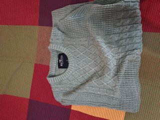 Jersey Hollister Verde Trenzado Talla S