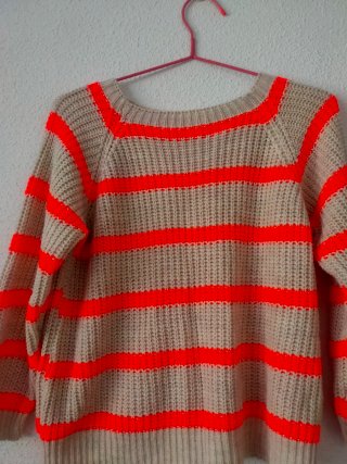 Jersey de rayas naranjas