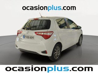 Toyota Yaris 1.5 Active 82 kW (111 CV)