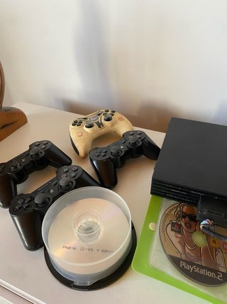 Consola PlayStation 2 Negra + Accesorios