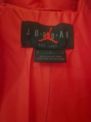 Chaqueta Jordan Roja
