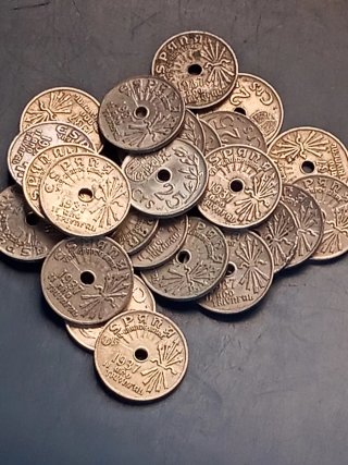 25 Céntimos 1937 Lote