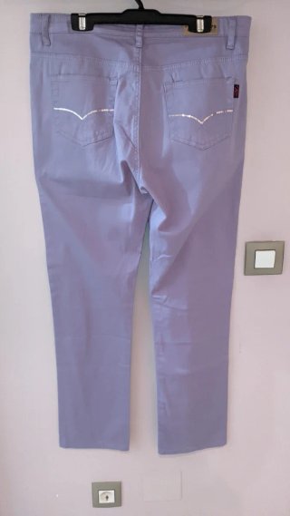 Pantalón elástico morado