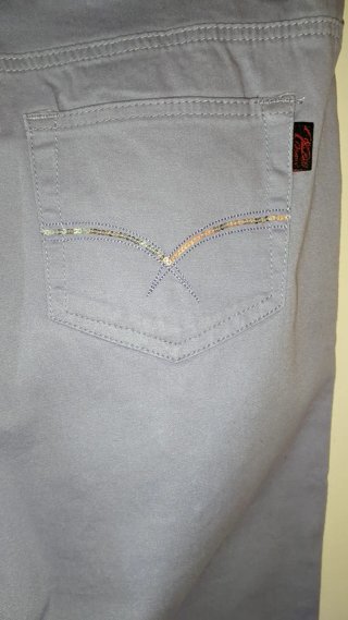 Pantalón elástico morado