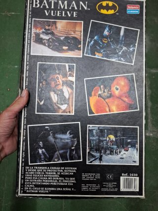 RARO JUEGO BATMAN VUELVE. FALOMIR