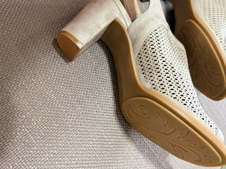Sandalias Piccola Talla 40 Beige Doradas