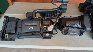 Telecamere Sony e JVC HDV