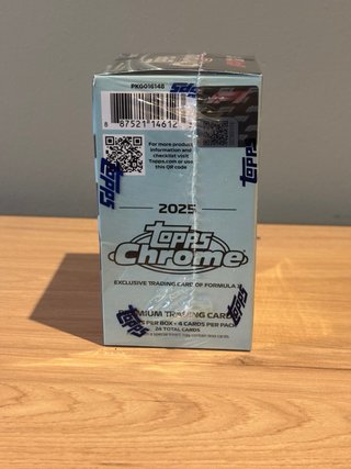 Caja Topps Chrome Value Box Formula 1 2025
