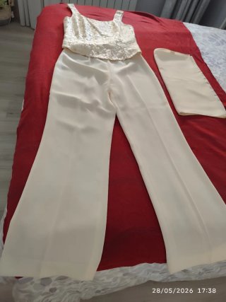 Elegante conjunto 3 piezas con fular