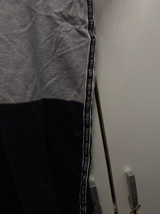 Camiseta Adidas Talla XL Gris y Negra