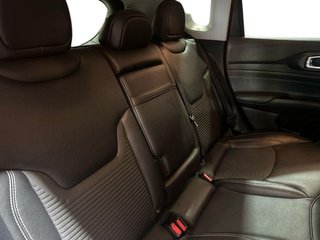 Jeep Compass 1.3 Gse T4  Night Eagle