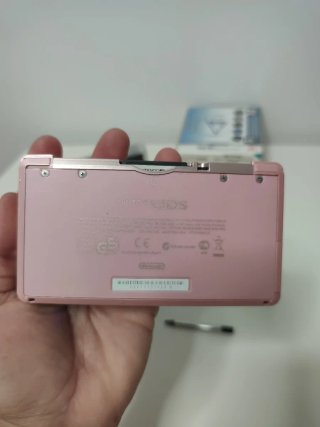 Nintendo 3DS Rosa + 6 Juegos