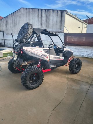 Polaris RZR RS1 Off-Road
