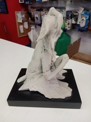 Figura de mujer G. Barbetti