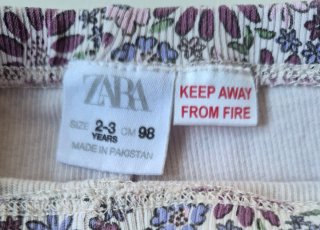 Leggings Zara floral talla 98 cm