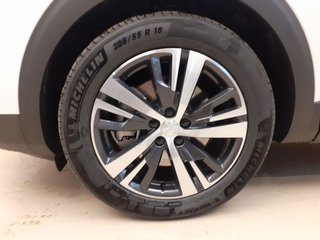 Peugeot 3008 Hybrid 225 e-EAT8 Allure Pack