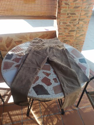 Pantalones vaqueros skinny marrones