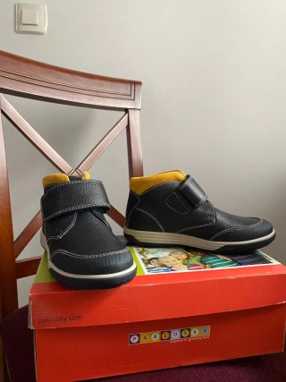 Botas Pablosky niño negro y amarillo