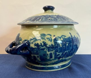 Sopera Victoria Ware Ironstone Azul