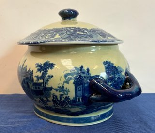 Sopera Victoria Ware Ironstone Azul