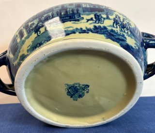 Sopera Victoria Ware Ironstone Azul
