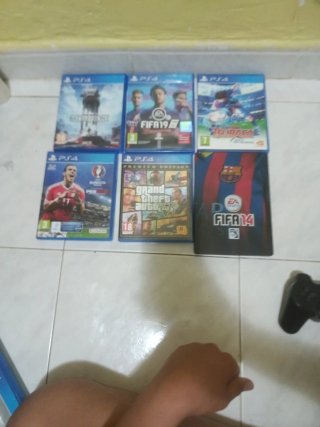 Lote Juegos PS4 Y mando ps3