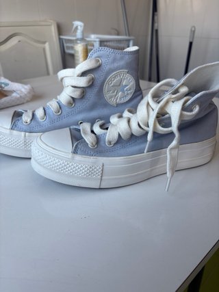 Converse Chuck Taylor Azul y Blanco