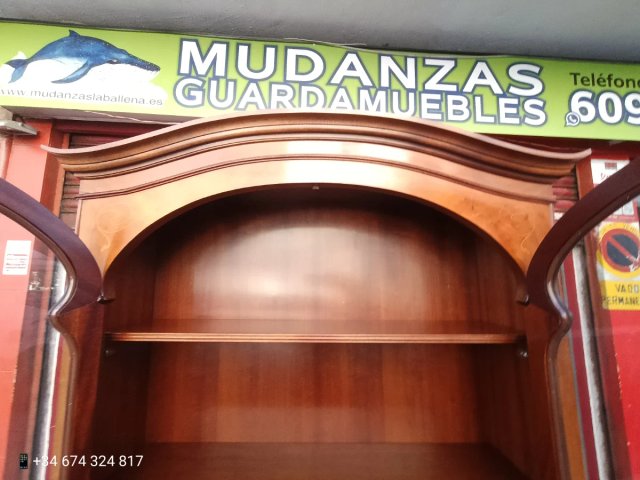 Vitrina Mueble Madera Vintage 300€