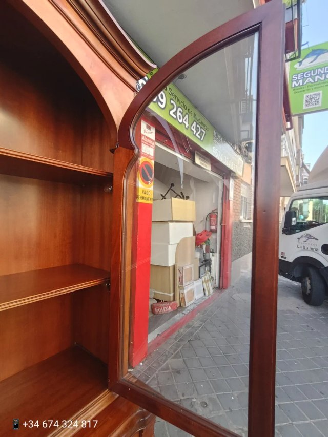 Vitrina Mueble Madera Vintage 300€