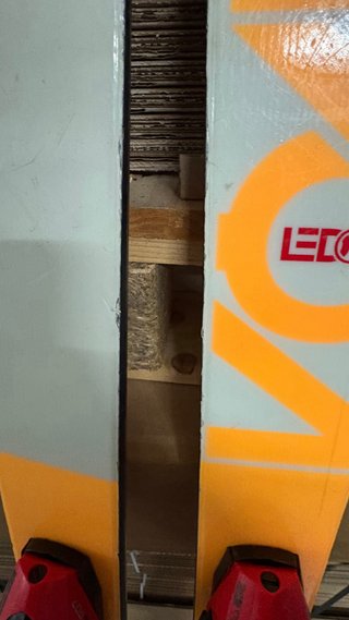Völkl Ledge 155 + Fijaciones Marker y Bastones