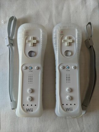 2 Mandos Wii y 2 Nunchuk Nintendo