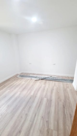 Se vende piso REFORMADO y amplio