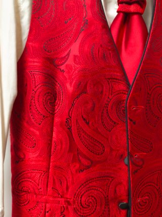 Traje de Novio Negro y Rojo