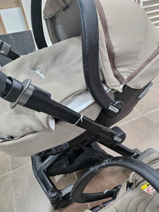 Cochecito y Silla de Coche Bebé Chicco