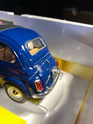 Fiat 500 F 1965 Bburago 1:18 Blu