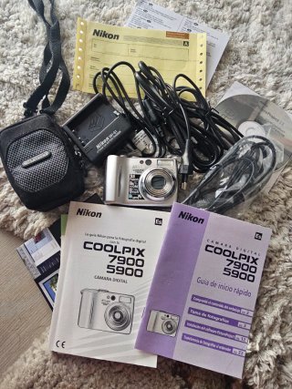 Cámara Nikon Coolpix 7900 7.1 Megapíxeles