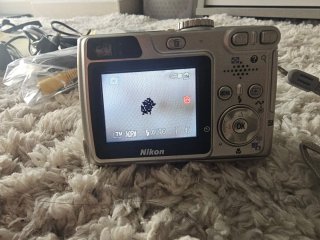 Cámara Nikon Coolpix 7900 7.1 Megapíxeles