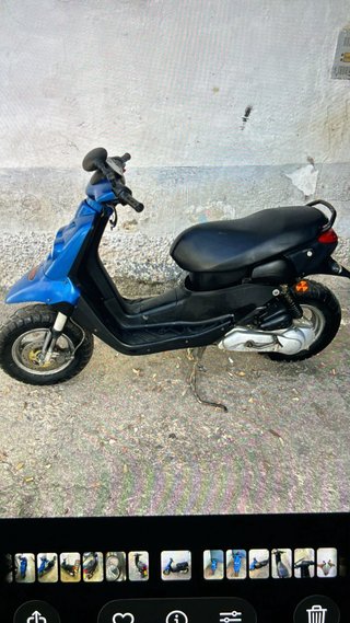 Peugeot Squab Azul Automático