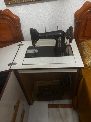 Máquina de coser antigua Sigma