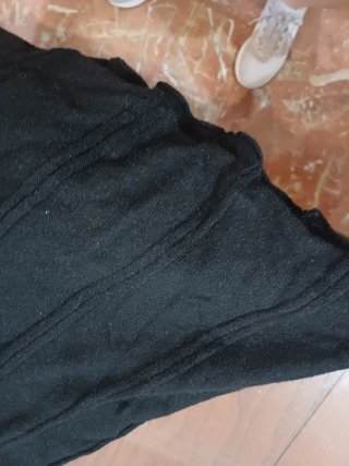 Falda larga negra de punto