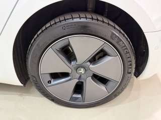 Tesla Model 3 Gran Autonomía AWD