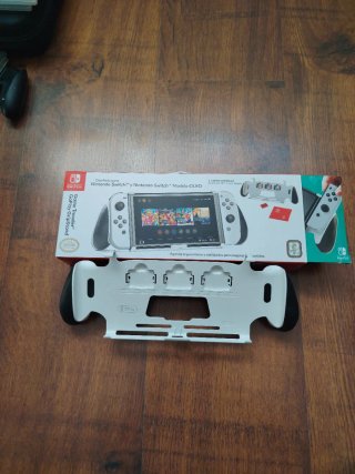 Nintendo Switch OLED + Accesorios