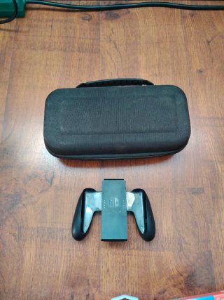 Nintendo Switch OLED + Accesorios