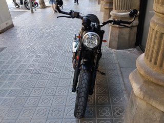 Ducati Scrambler Negra
