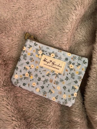 Monedero azul estampado flores
