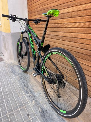 Bicicleta Scott Doble Suspensión CARBONO L 29