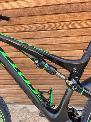 Bicicleta Scott Doble Suspensión CARBONO L 29