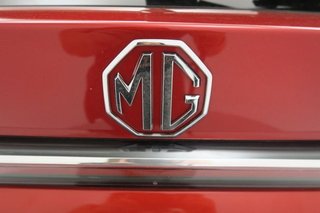 MG HS 1.5T PLUG IN HYBRID LUXURY