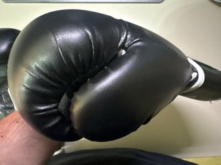 Guantes de Boxeo Leone Negros 12oz + 3 vendas