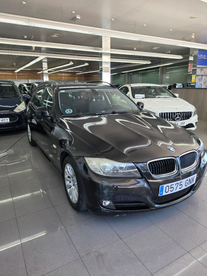 BMW Serie 3 2009, foto 2